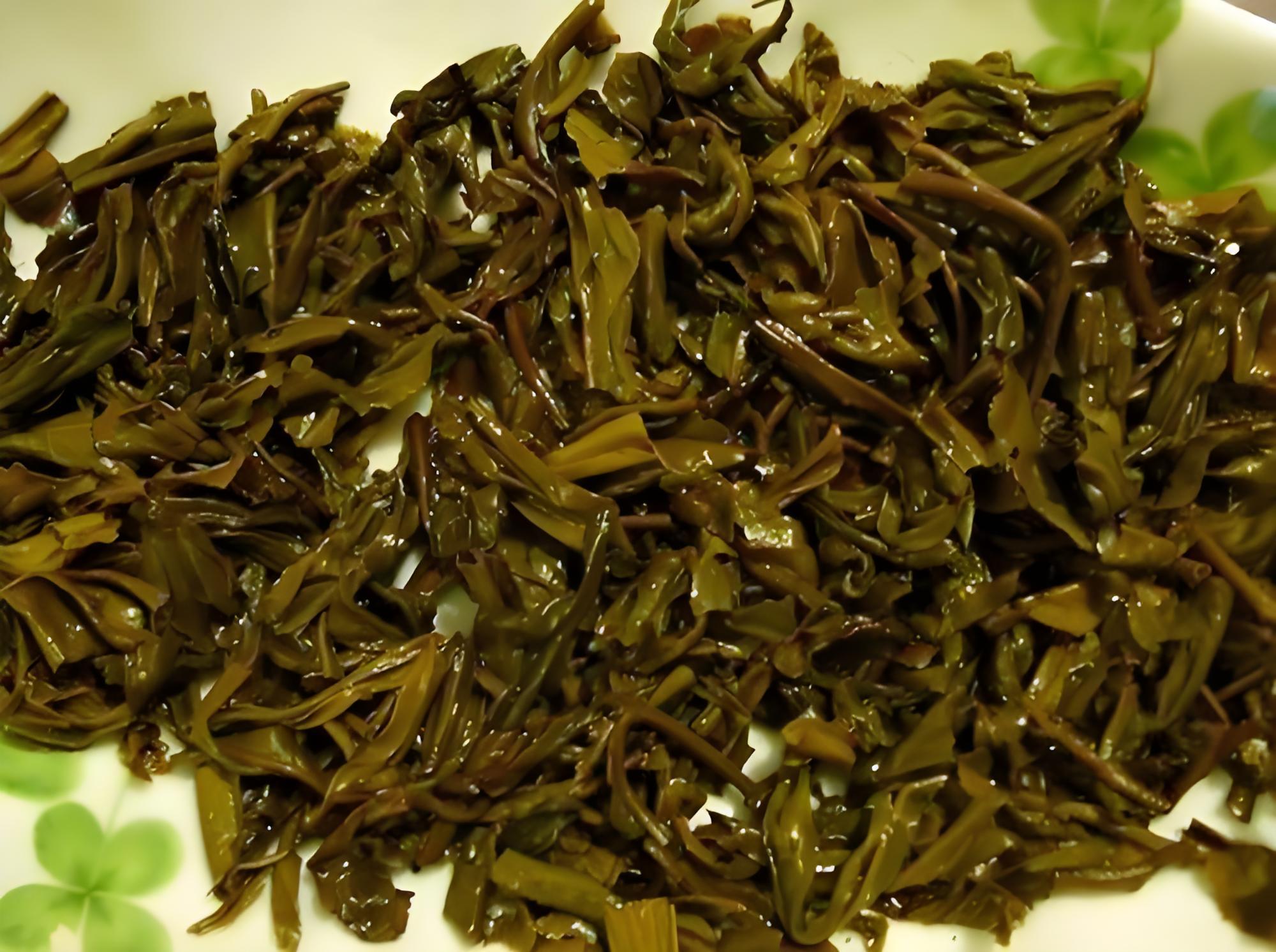 革新茶葉渣處理方式——帶式壓榨脫水機的環(huán)保處理